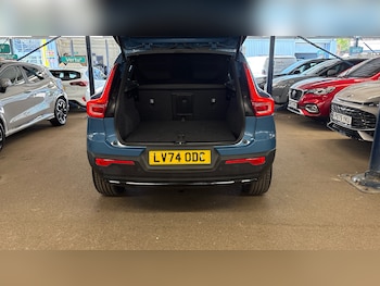 Used Volvo XC40 2024 for sale - 79511936: Photo