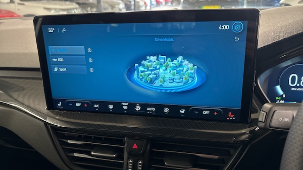 Used Ford Focus 2025 for sale - 76232261: Photo 42