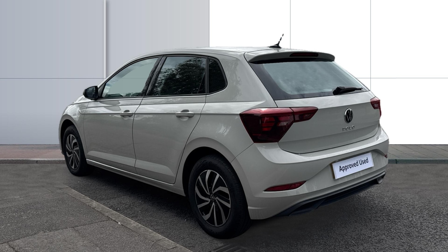 Used Volkswagen Polo 2023 for sale - 76396834: Photo 2