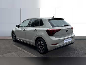 Used Volkswagen Polo 2023 for sale - 76396834: Photo