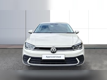 Used Volkswagen Polo 2023 for sale - 76396834: Photo