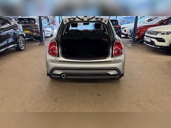 Used MINI Hatch 2023 for sale - 79150538: Photo