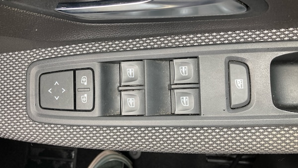 Used Dacia Sandero Stepway 2022 for sale - 76329548: Photo 25