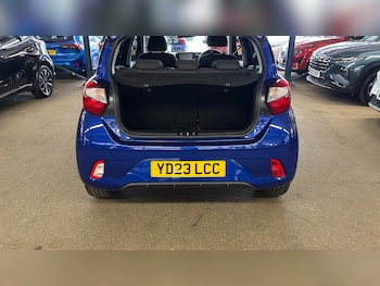 Used Hyundai i10 2023 for sale - 79173240: Photo