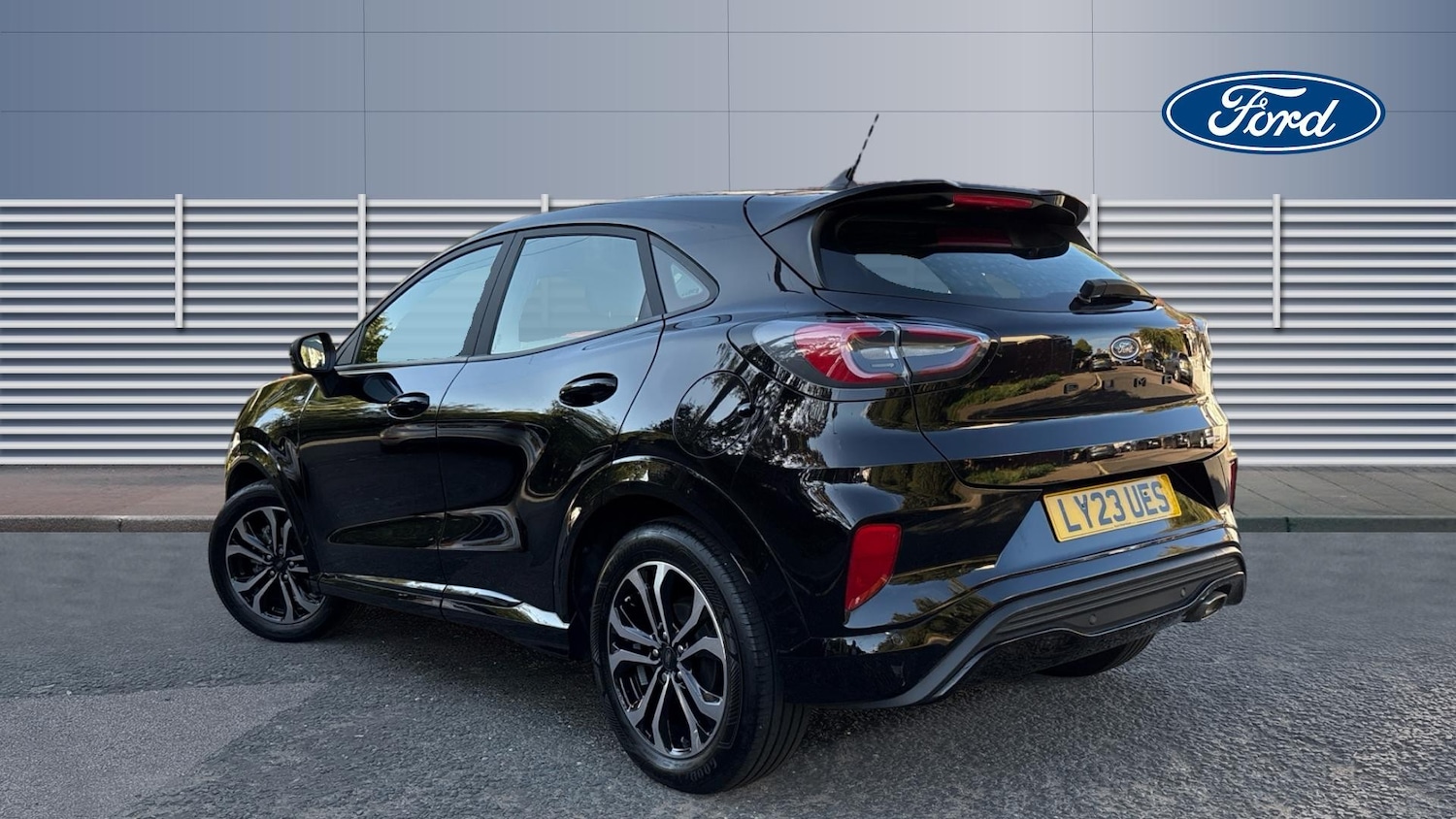 Used Ford Puma 2023 for sale - 76064139: Photo 2