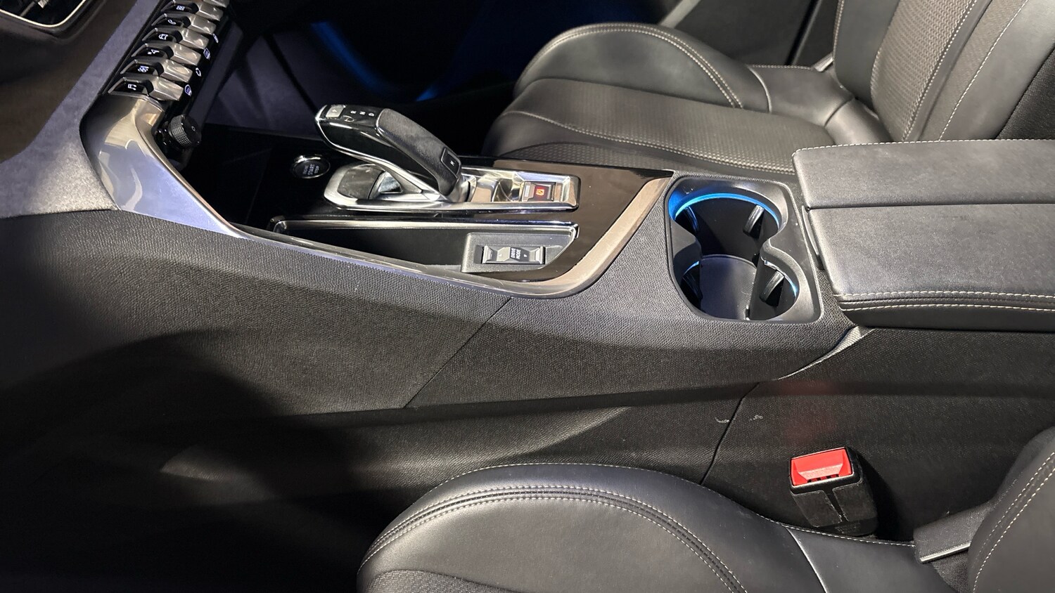 Used Peugeot 3008 2021 for sale - 77446187: Photo 84