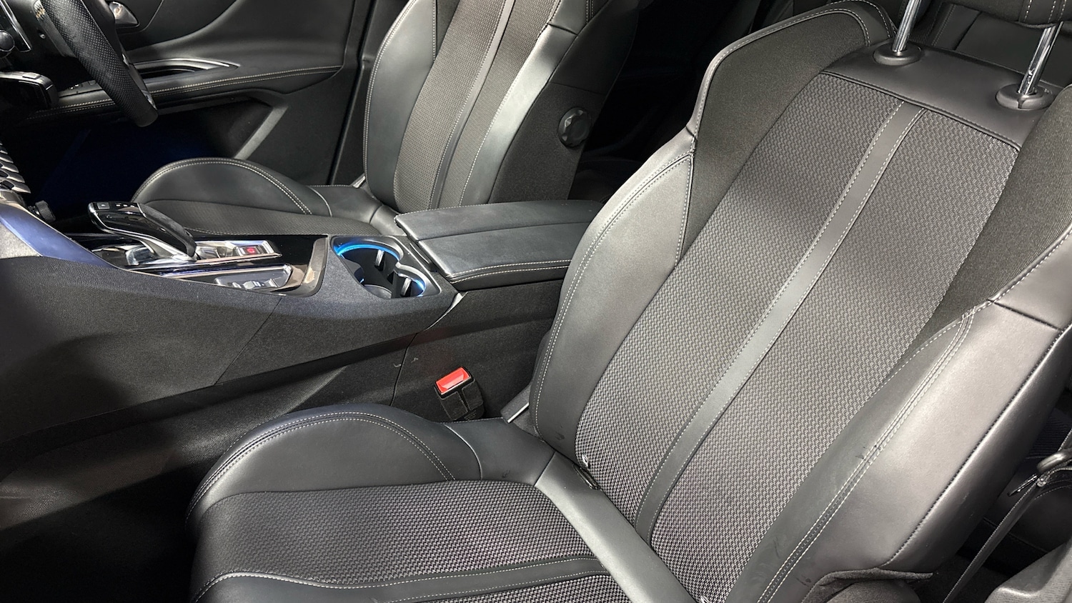 Used Peugeot 3008 2021 for sale - 77446187: Photo 85