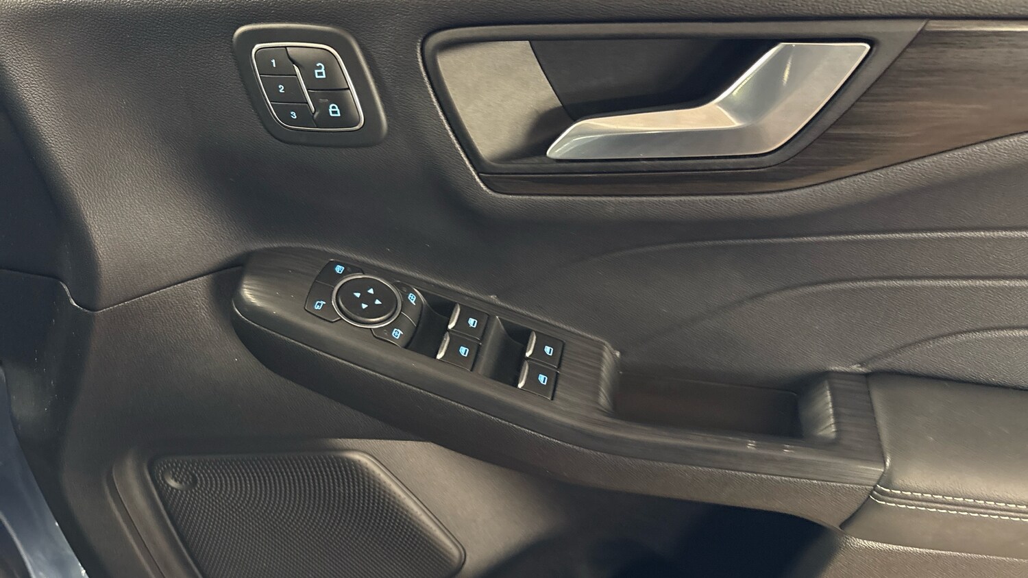 Used Ford Kuga 2023 for sale - 77963085: Photo 24