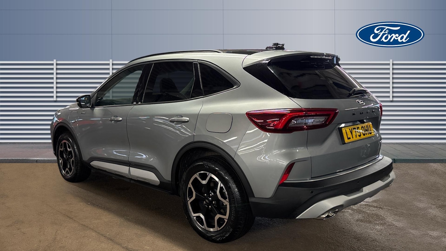 Used Ford Kuga 2025 for sale - 77618783: Photo 2