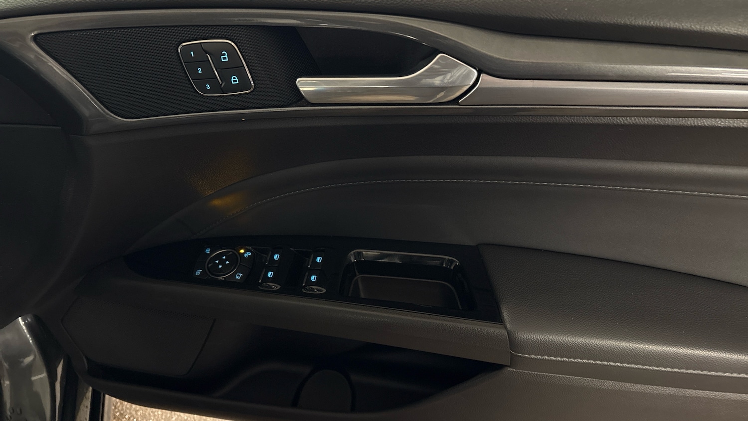 Used Ford Mondeo 2019 for sale - 77530195: Photo 27