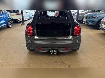 Used MINI Hatch 2019 for sale - 79594142: Photo