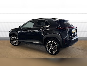 Used Toyota Yaris Cross 2024 for sale - 79252572: Photo