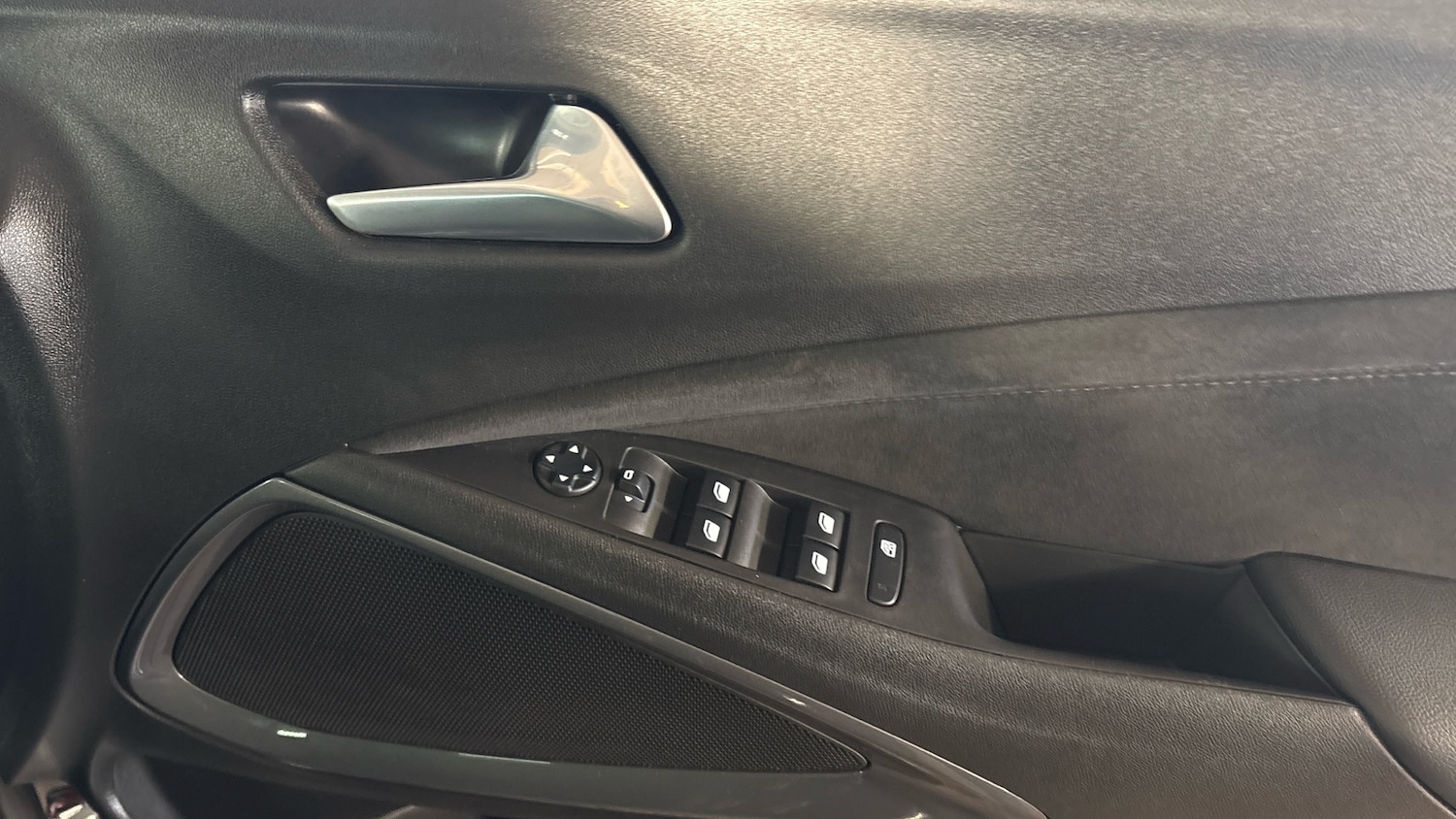 Used Vauxhall Crossland 2022 for sale - 77105212: Photo 24