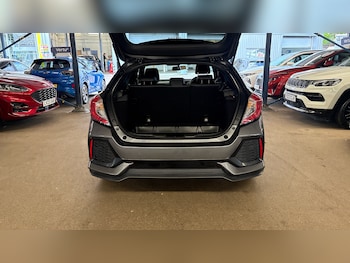 Used Honda Civic 2017 for sale - 79082429: Photo