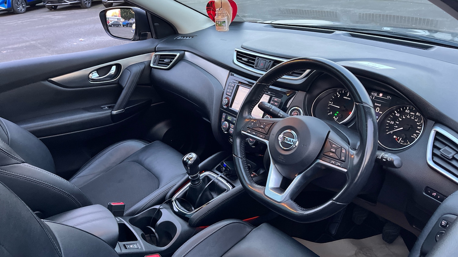 Used Nissan Qashqai 2018 for sale - 76583141: Photo 11