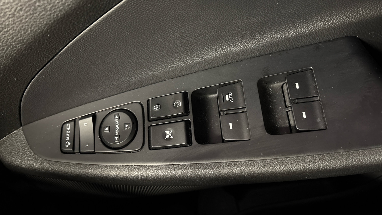 Used Hyundai TUCSON 2018 for sale - 76709979: Photo 22