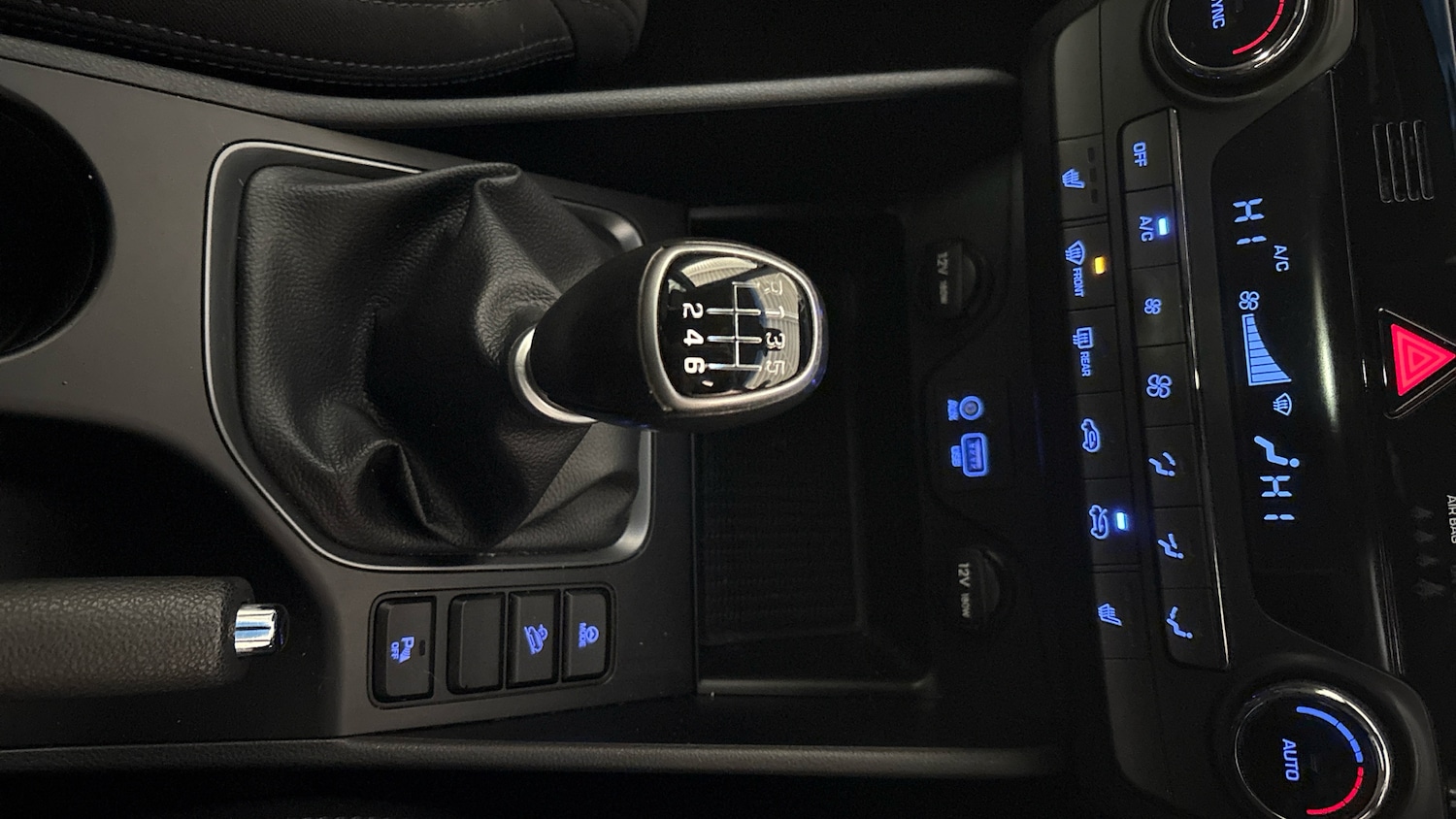 Used Hyundai TUCSON 2018 for sale - 76709979: Photo 48