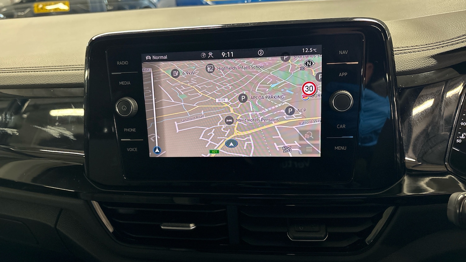 Used Volkswagen T-Roc 2025 for sale - 76879252: Photo 35