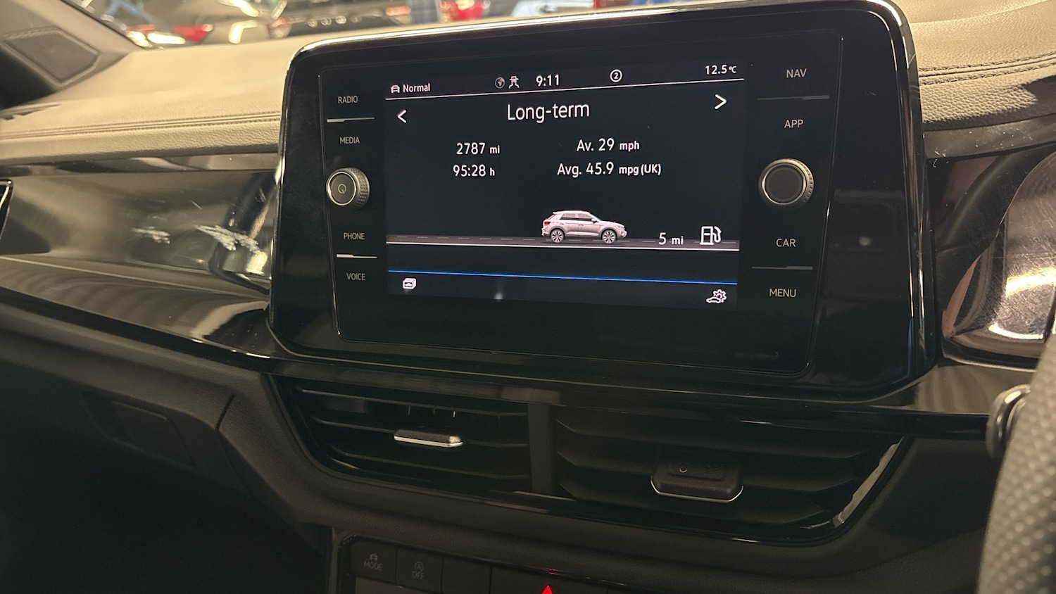 Used Volkswagen T-Roc 2025 for sale - 76879252: Photo 37