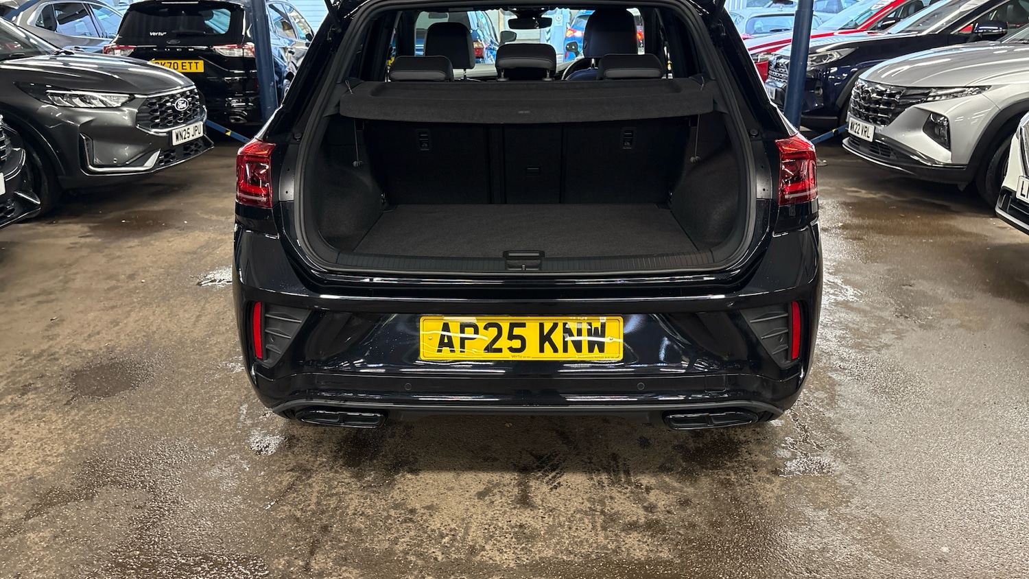 Used Volkswagen T-Roc 2025 for sale - 76879252: Photo 4