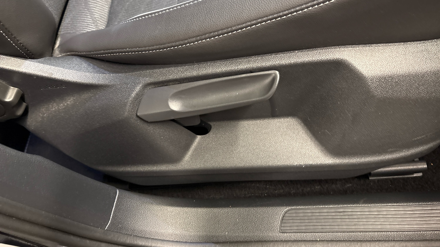 Used Volkswagen T-Roc 2025 for sale - 76879252: Photo 50