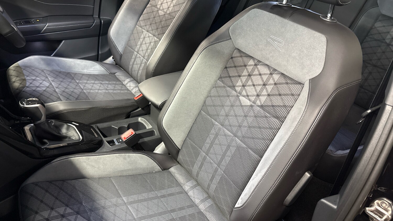 Used Volkswagen T-Roc 2025 for sale - 76879252: Photo 83