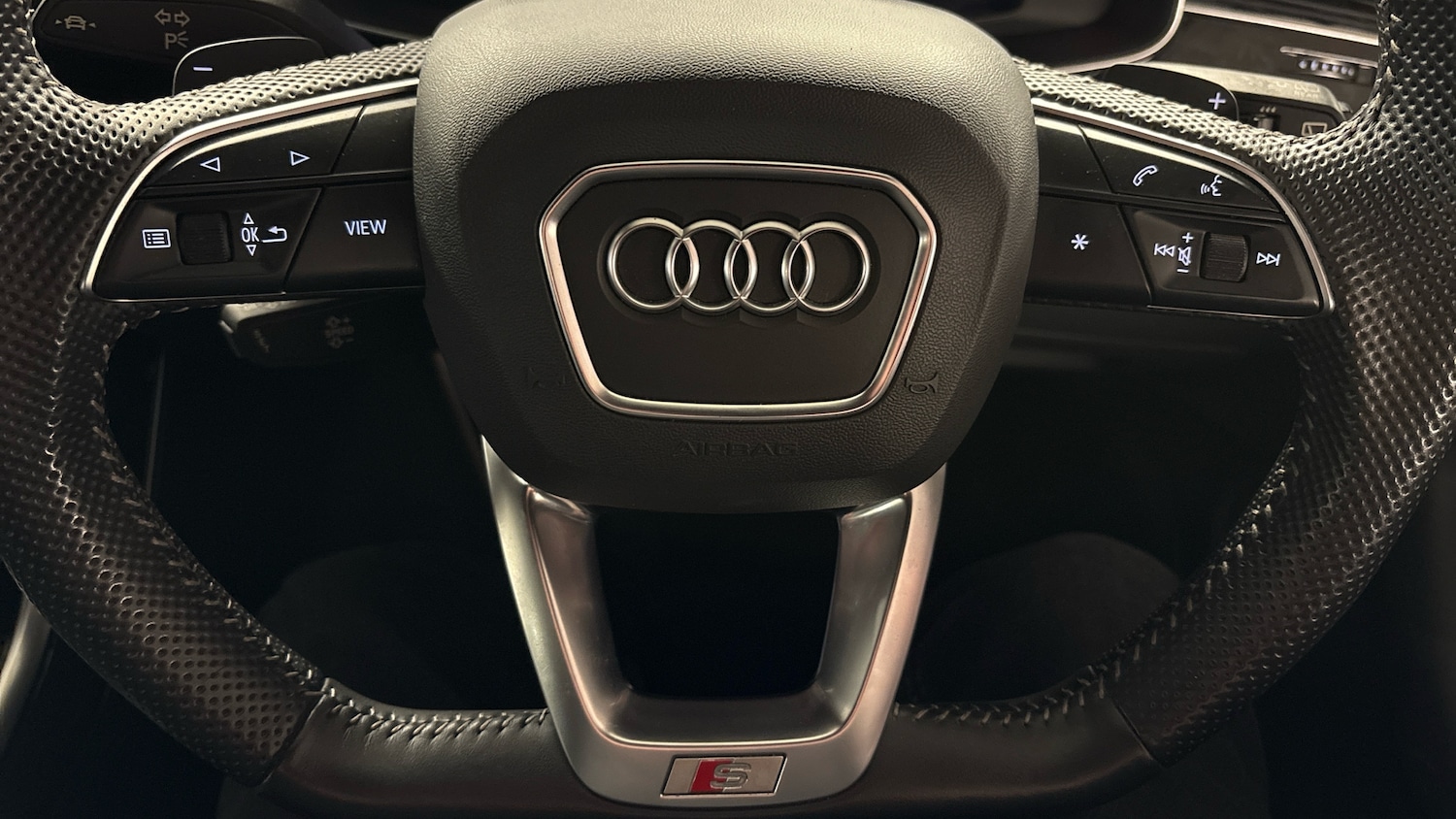 Used Audi Q7 2019 for sale - 77220236: Photo 32