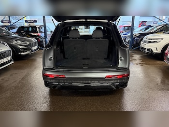 Used Audi Q7 2019 for sale - 77220236: Photo