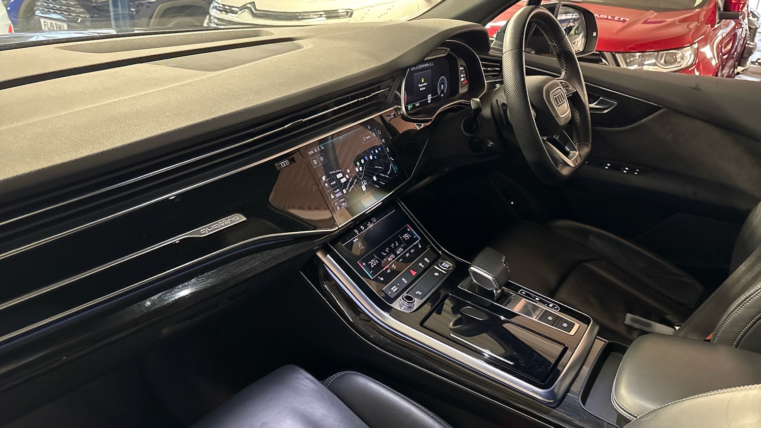 Used Audi Q7 2019 for sale - 77220236: Photo 9