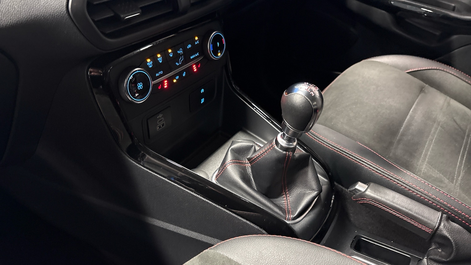 Used Ford Ecosport 2023 for sale - 76412024: Photo 13