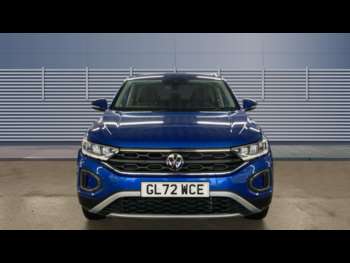 Used Volkswagen T-Roc 2023 for sale - 74878106: Photo