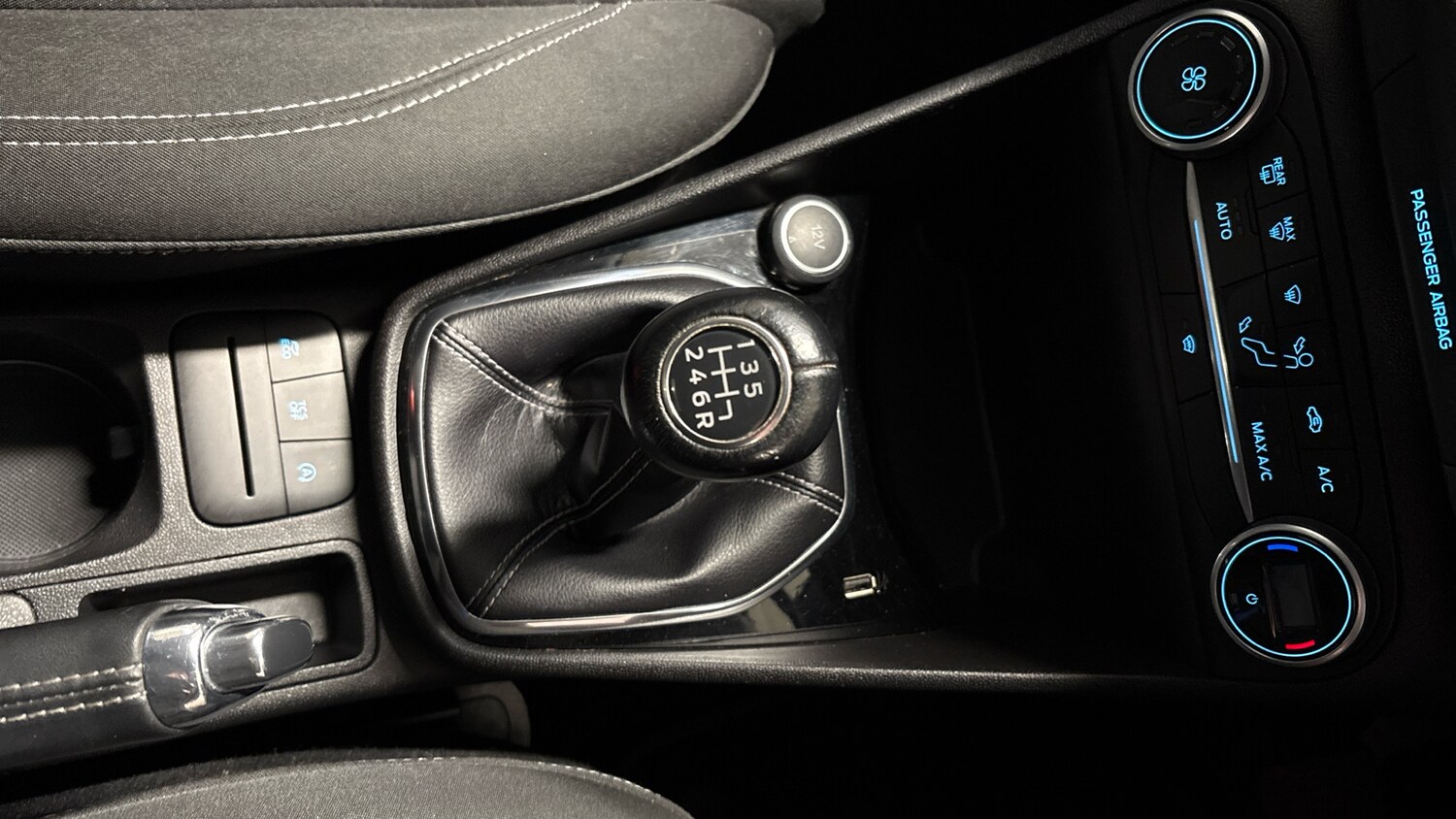 Used Ford Fiesta 2018 for sale - 77962170: Photo 41