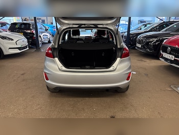 Used Ford Fiesta 2018 for sale - 77962170: Photo