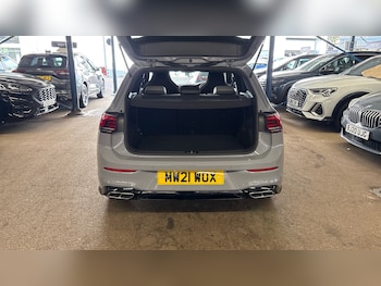 Used Volkswagen Golf 2021 for sale - 78310240: Photo