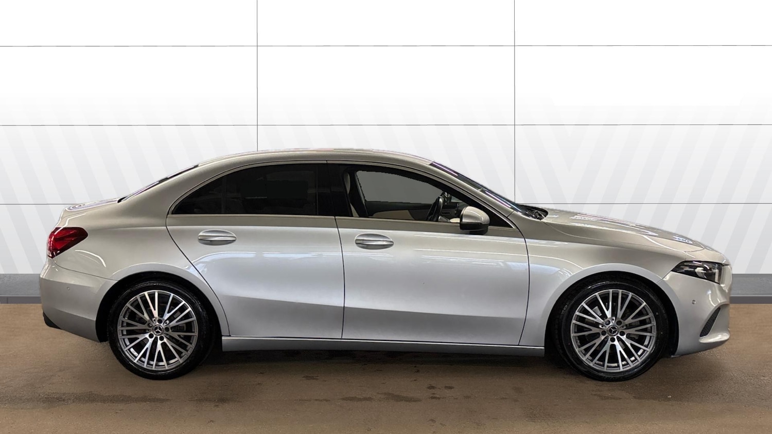 Used Mercedes-Benz A-Class 2021 for sale - 76722719: Photo 5