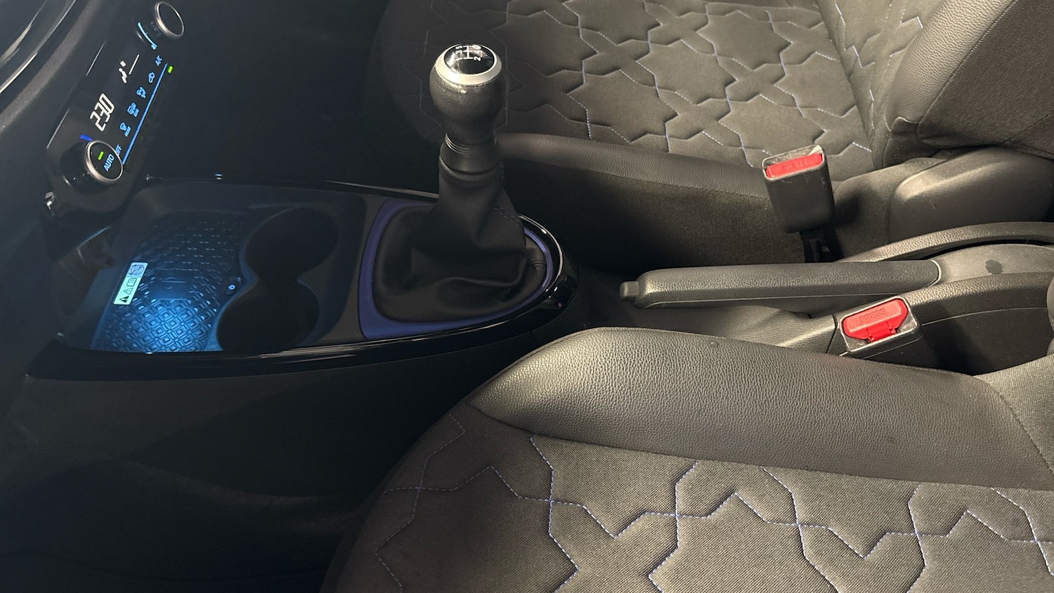 Used Toyota Aygo X 2022 for sale - 75736685: Photo 84