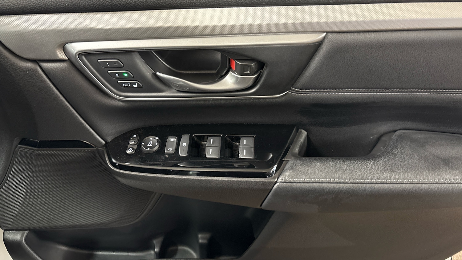 Used Honda CR-V 2023 for sale - 76299264: Photo 29