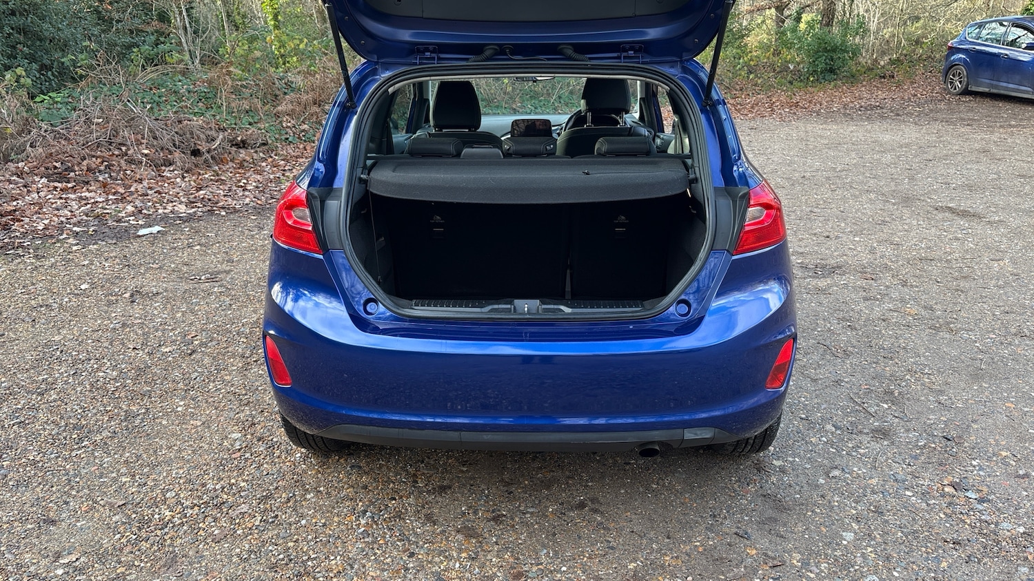 Used Ford Fiesta 2018 for sale - 76918779: Photo 4