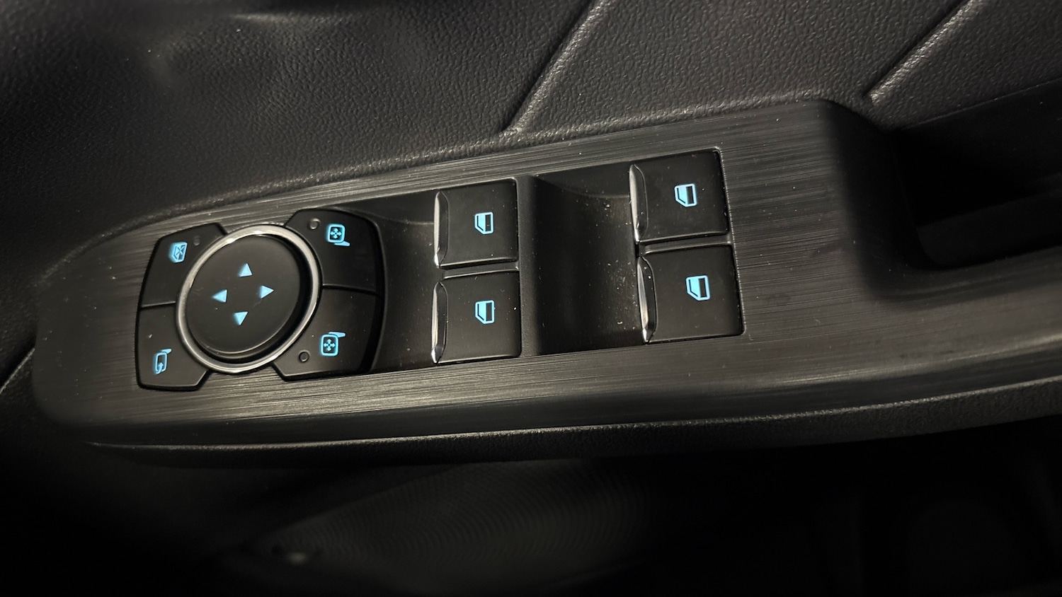 Used Ford Kuga 2024 for sale - 76568350: Photo 35