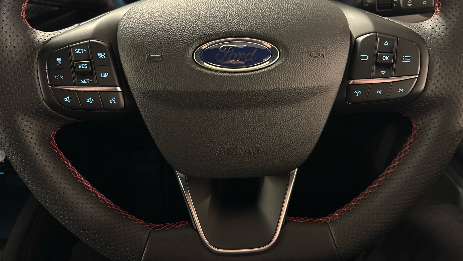 Used Ford Kuga 2024 for sale - 76568350: Photo 42