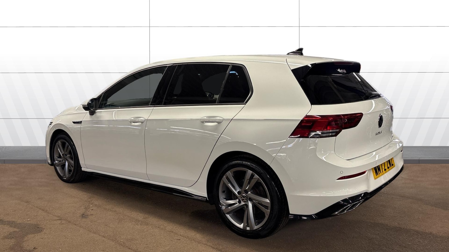 Used Volkswagen Golf 2023 for sale - 77893240: Photo 2