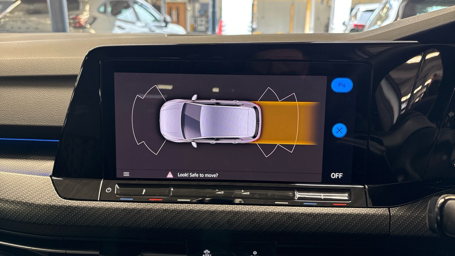 Used Volkswagen Golf 2023 for sale - 77893240: Photo 21