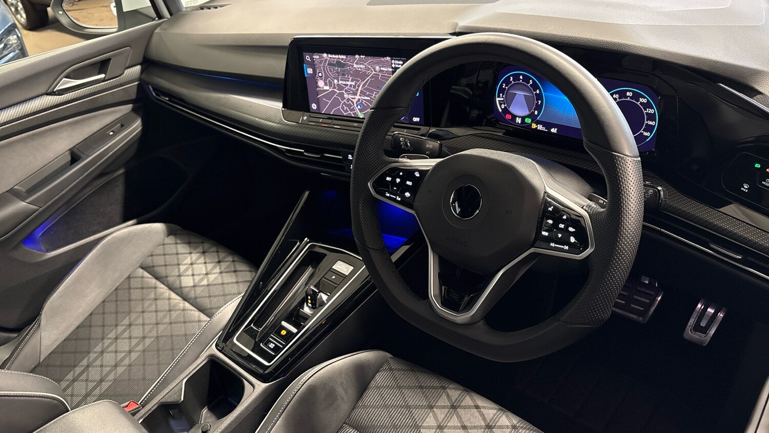 Used Volkswagen Golf 2023 for sale - 77893240: Photo 26