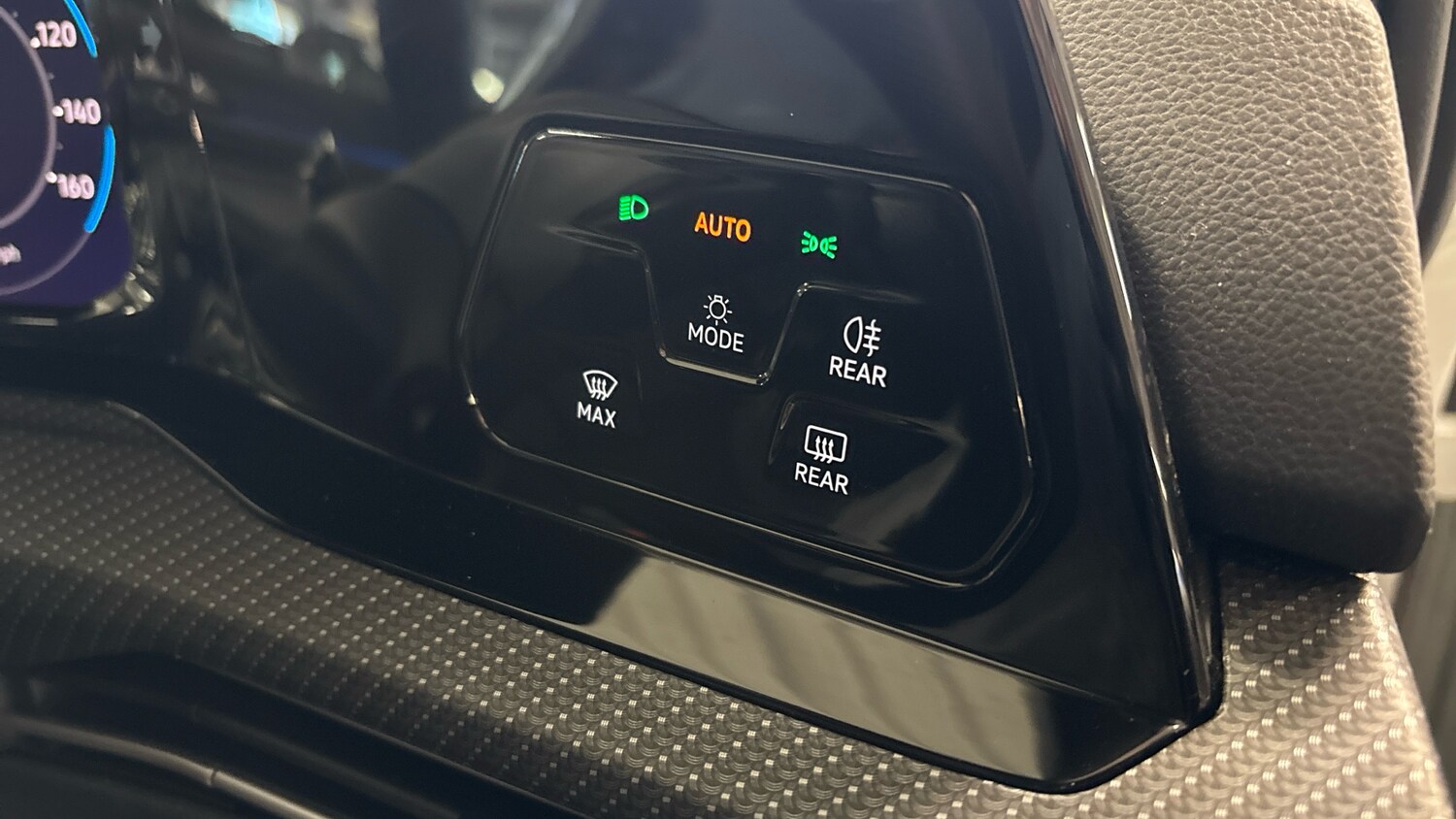 Used Volkswagen Golf 2023 for sale - 77893240: Photo 27