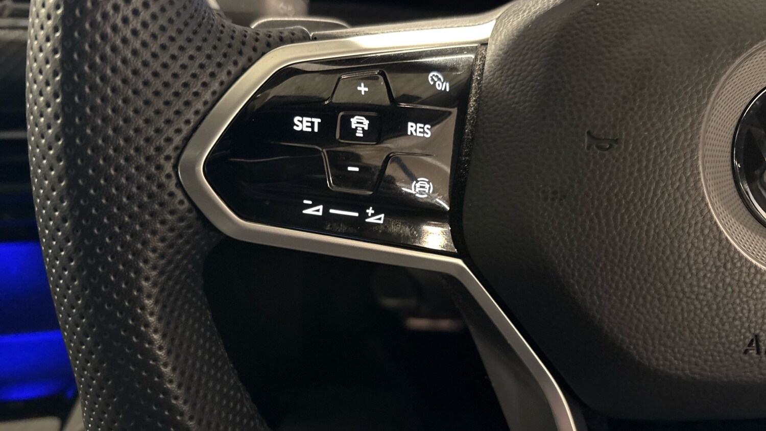 Used Volkswagen Golf 2023 for sale - 77893240: Photo 29