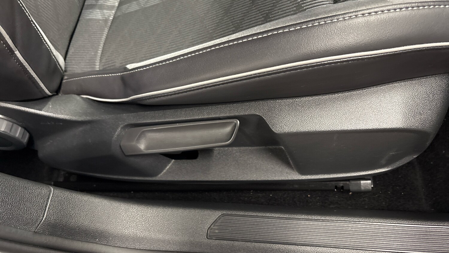 Used Volkswagen Golf 2023 for sale - 77893240: Photo 54