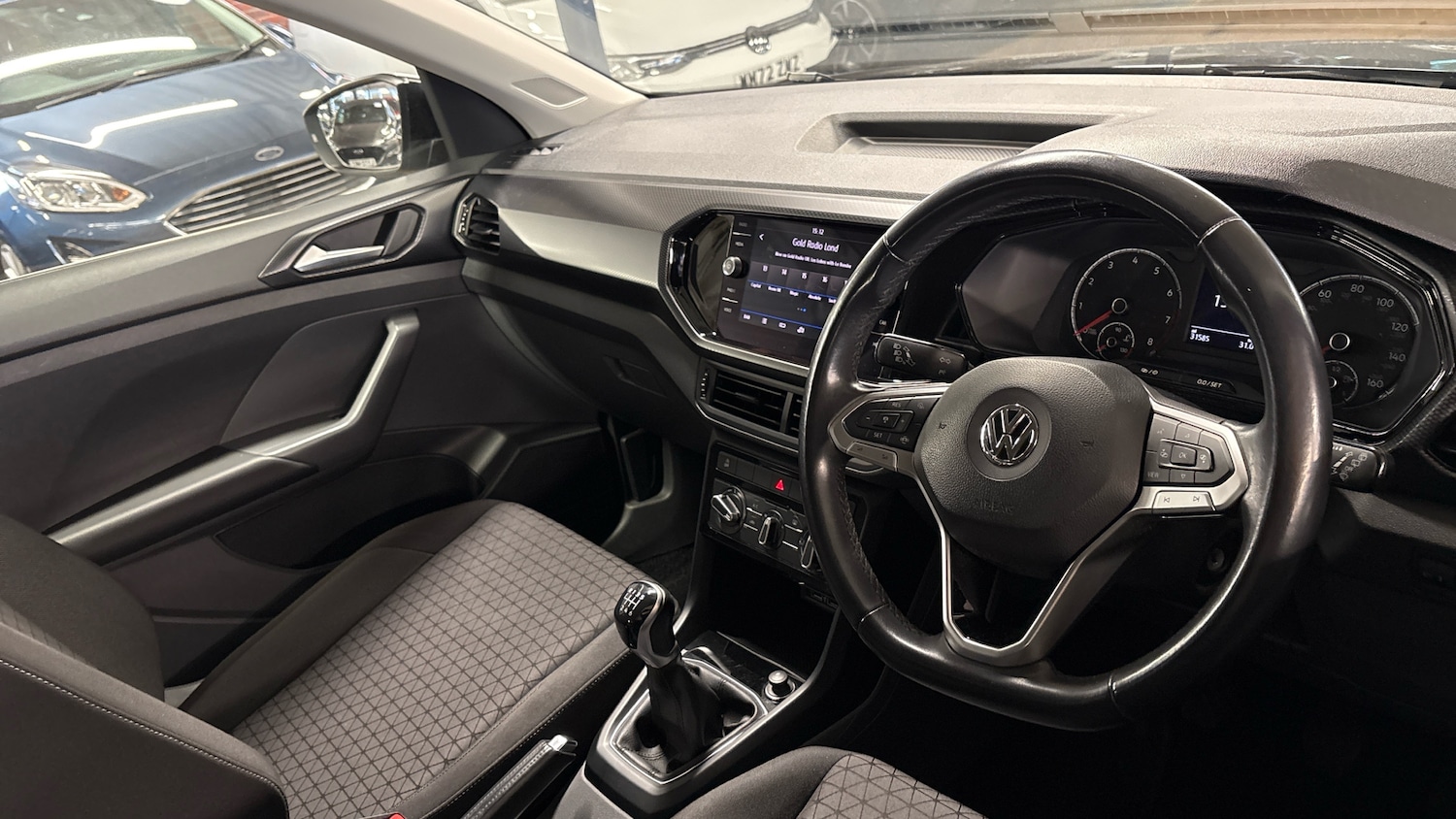 Used Volkswagen T-Cross 2020 for sale - 77915876: Photo 14