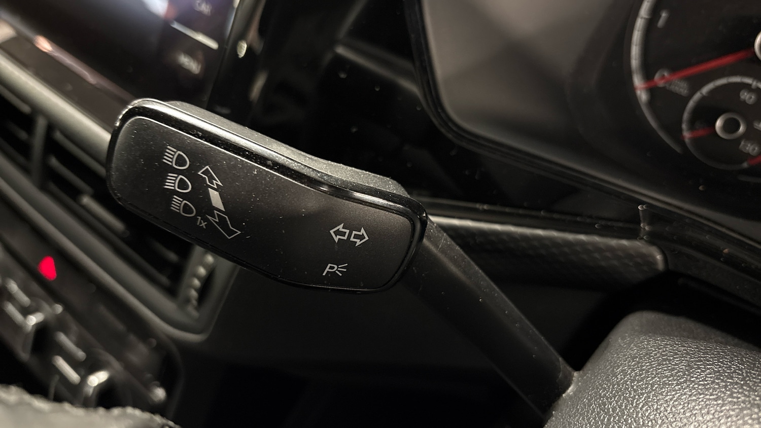 Used Volkswagen T-Cross 2020 for sale - 77915876: Photo 31