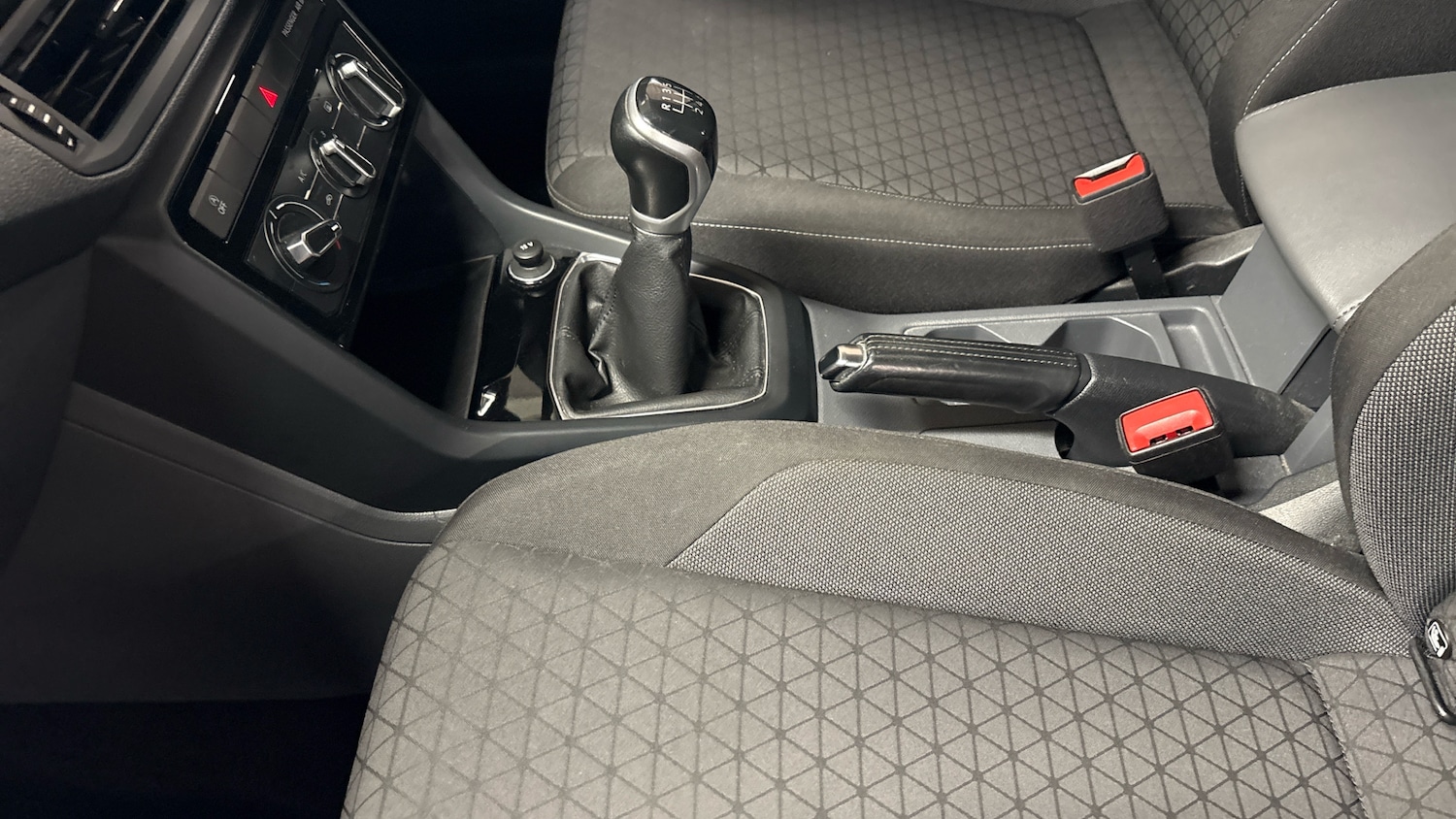 Used Volkswagen T-Cross 2020 for sale - 77915876: Photo 66