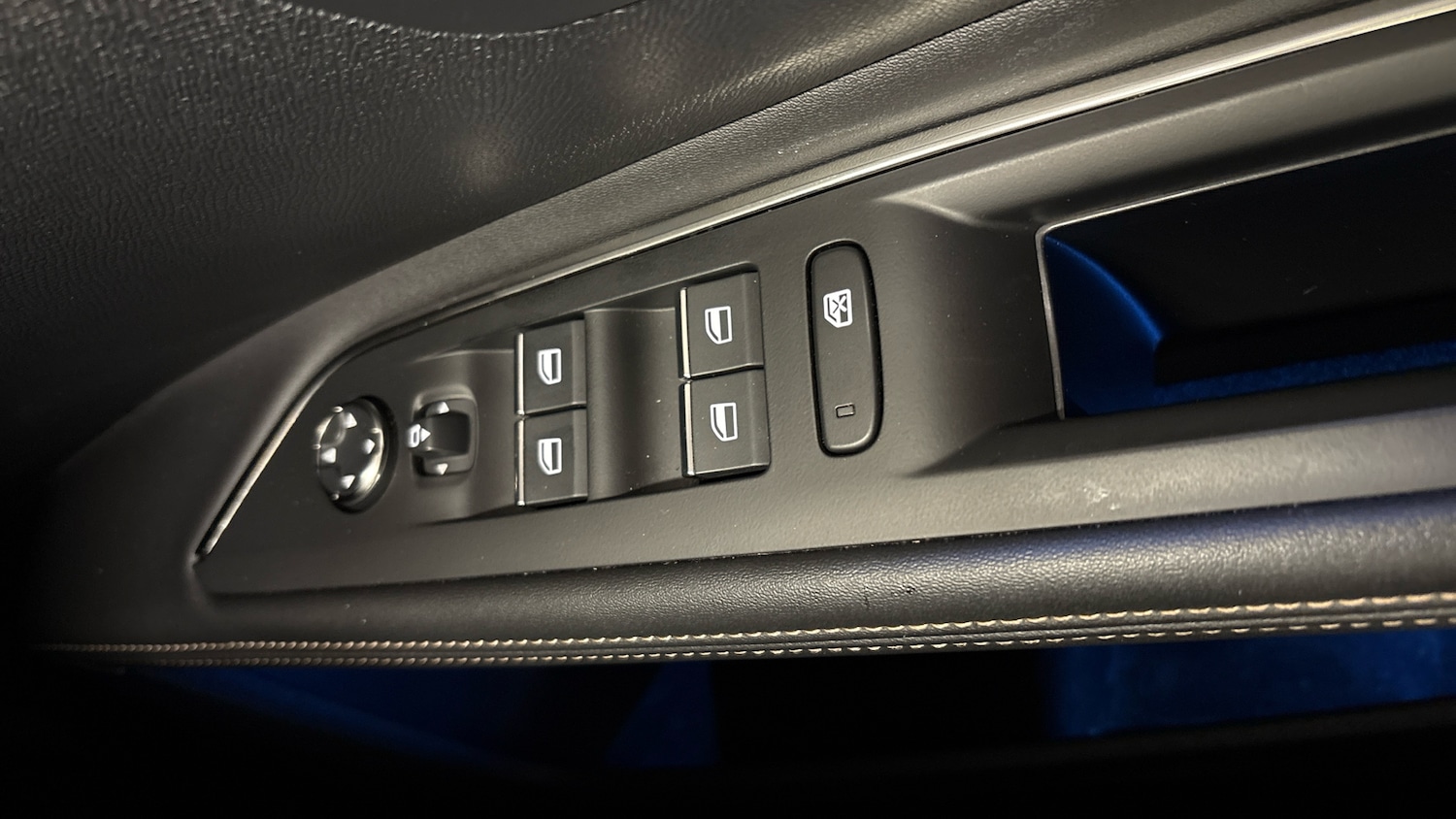 Used Peugeot 5008 2022 for sale - 76392237: Photo 23